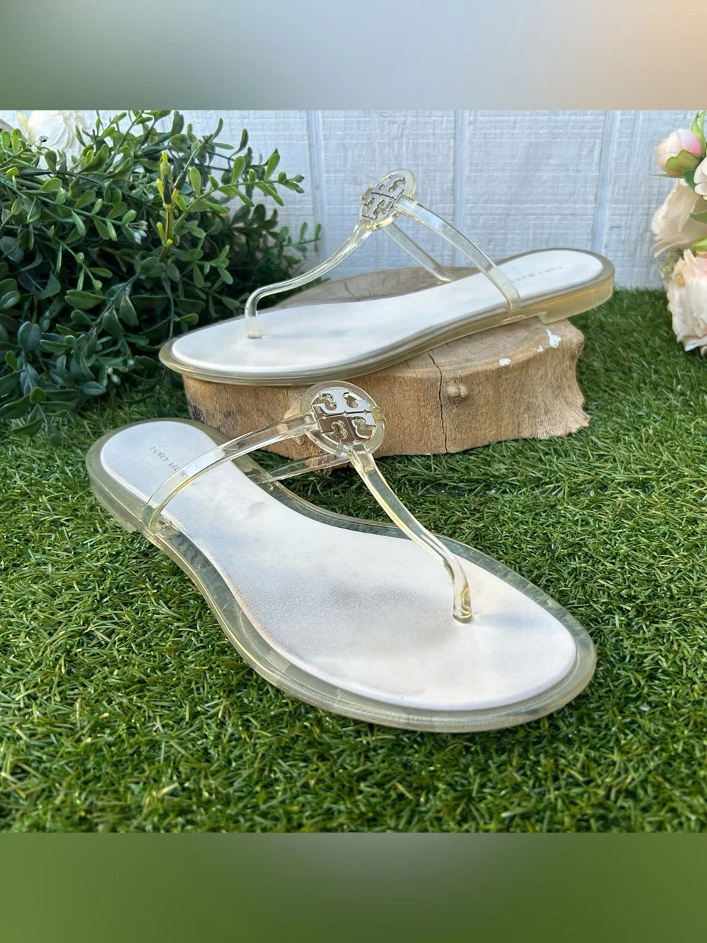 TORY BURCH MINI MILLER JELLY SANDAL $125 Size 7 gently used Color: Clear /Silver